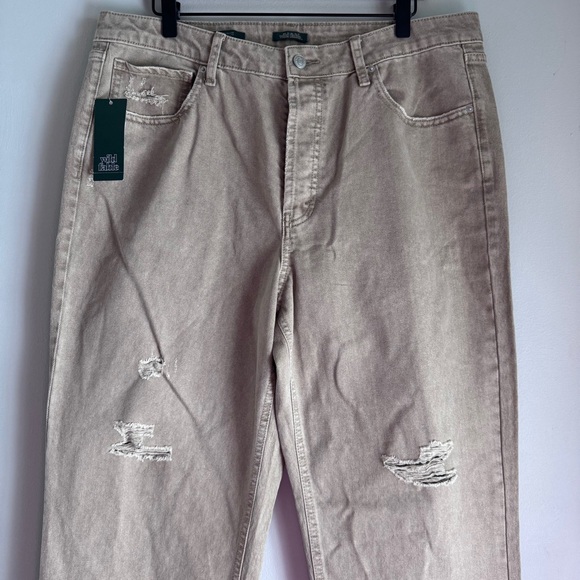 Wild Fable NWT Highest Rise Straight Distressed Tan Jeans Size 14 - Picture 5 of 10